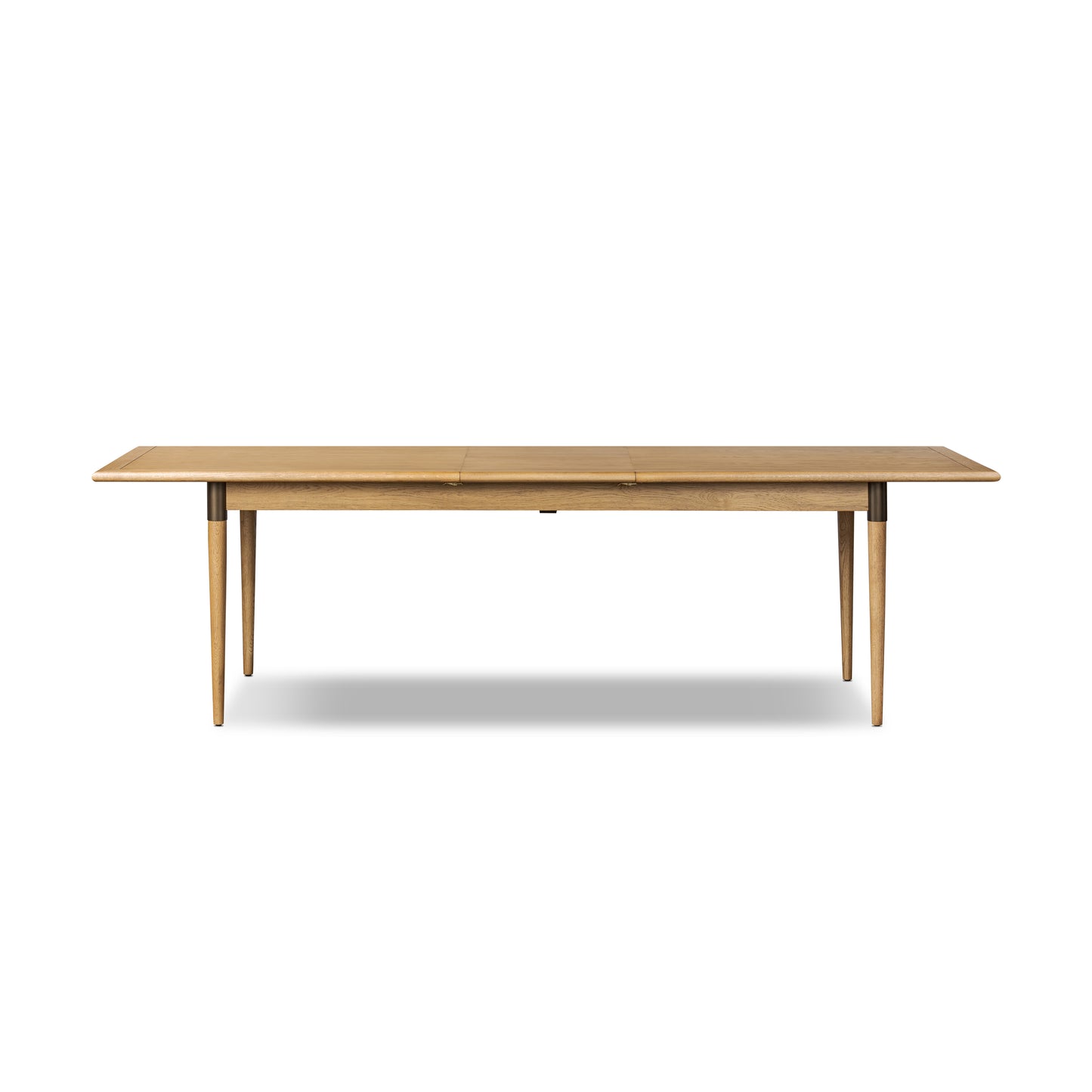 Piper Extension Dining Table in Fawn Oak