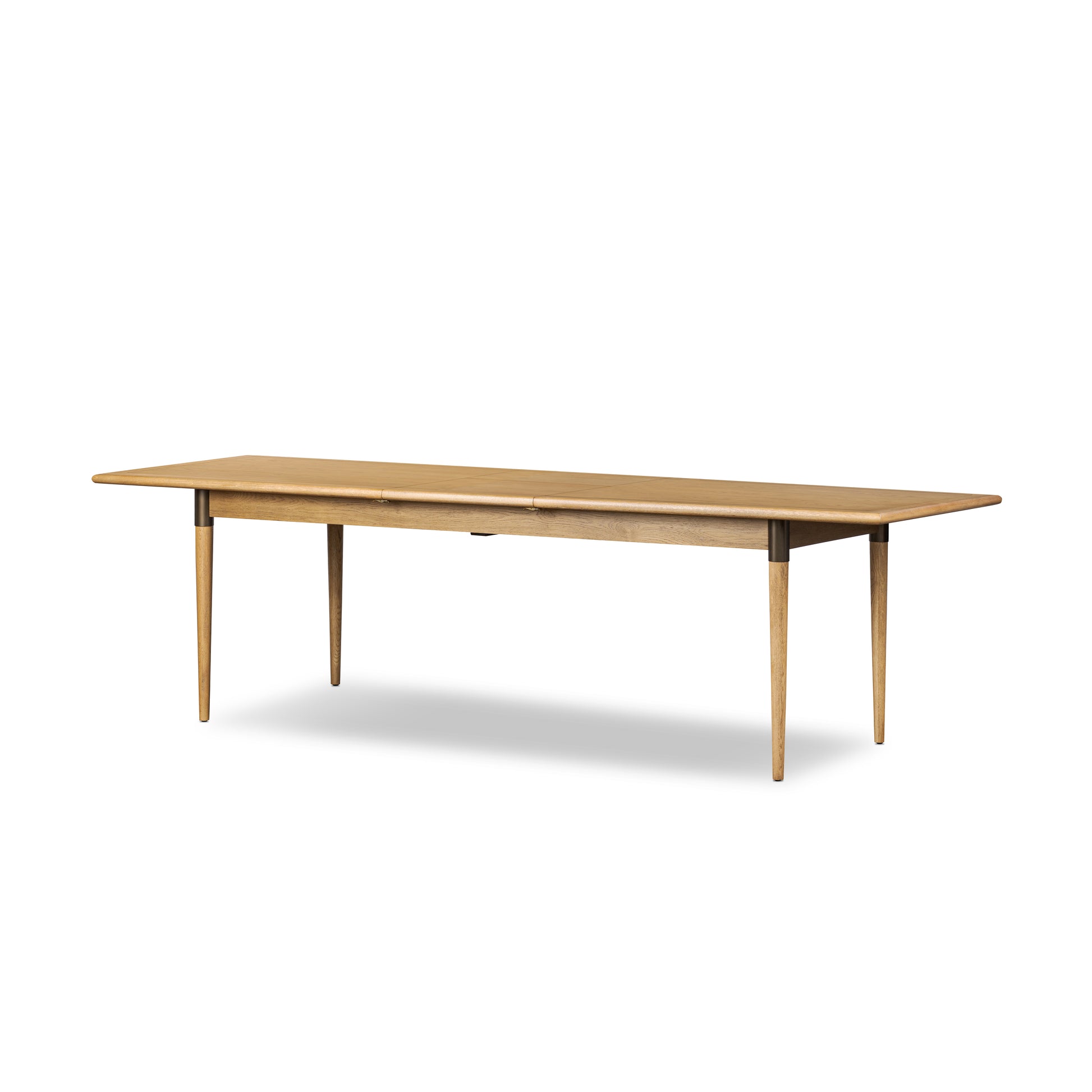 Piper Extension Dining Table in Fawn Oak