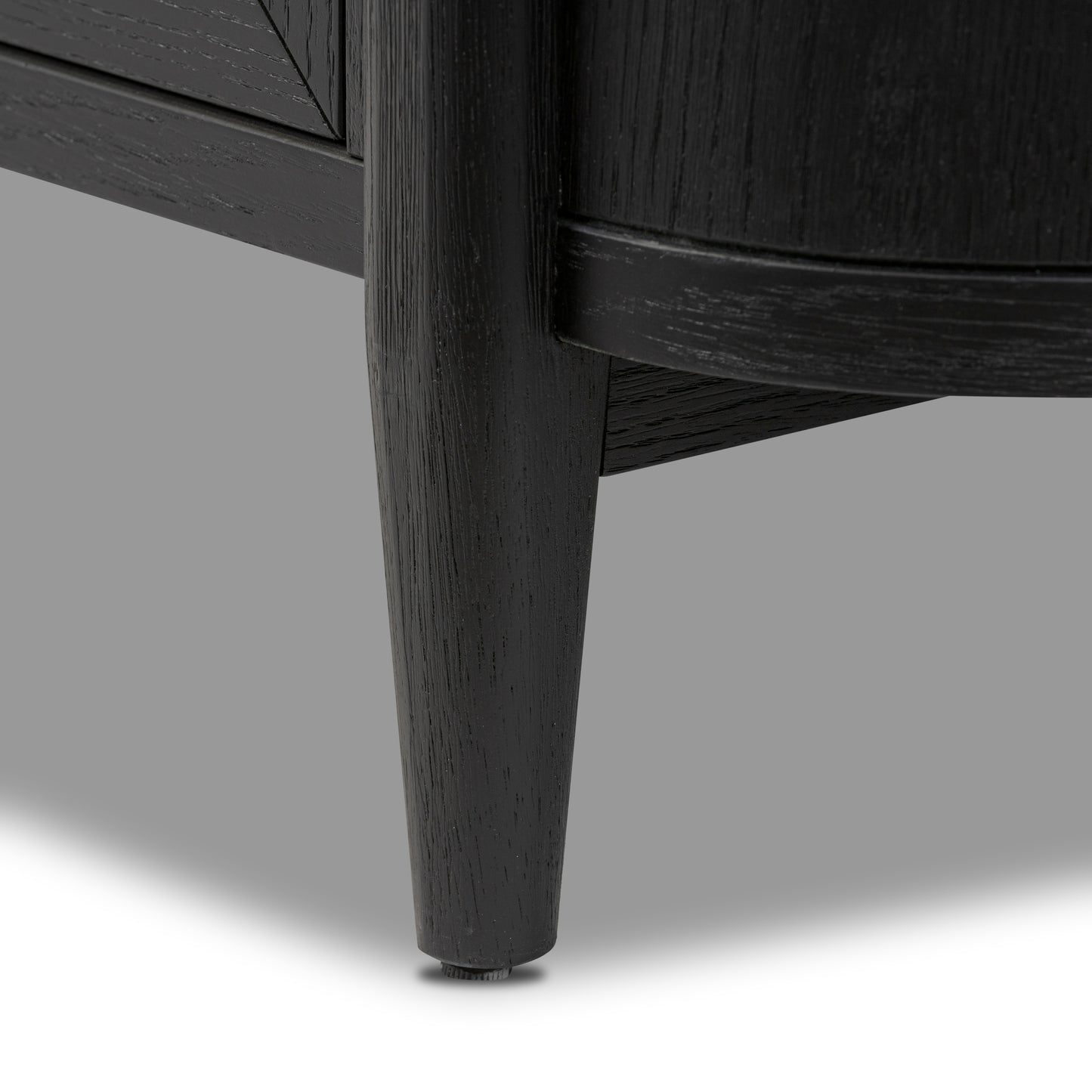 Belmont 6 Drawer Dresser leg