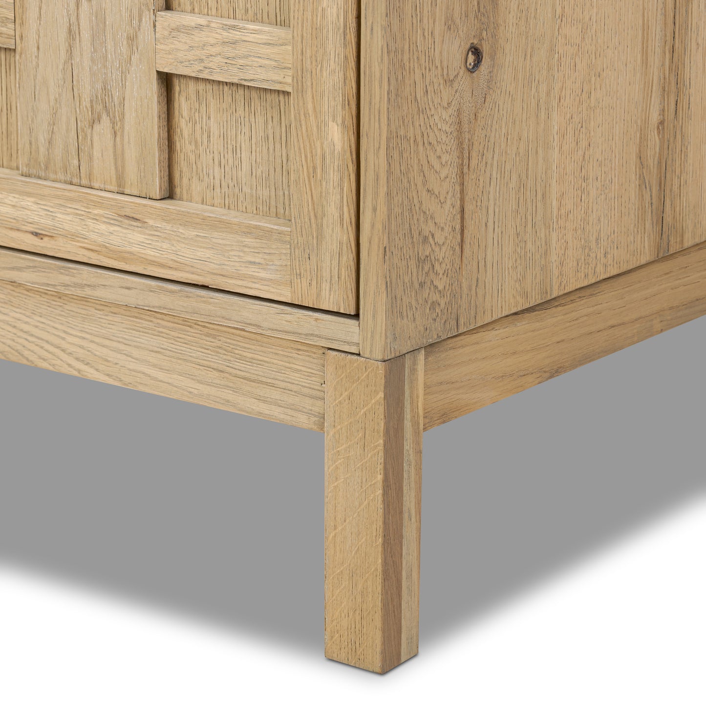 Cara Media Console leg