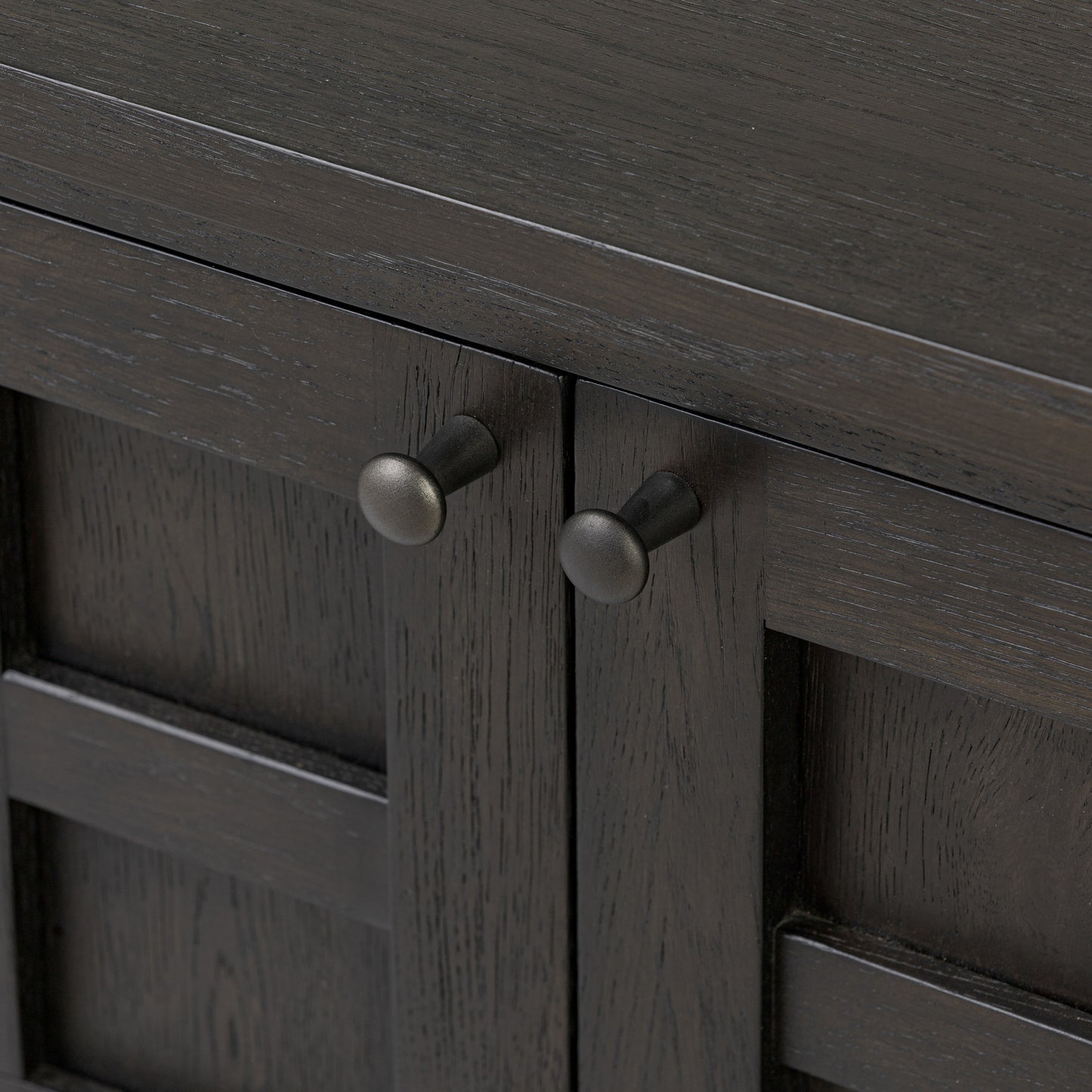 Cara Media Console hardware up close