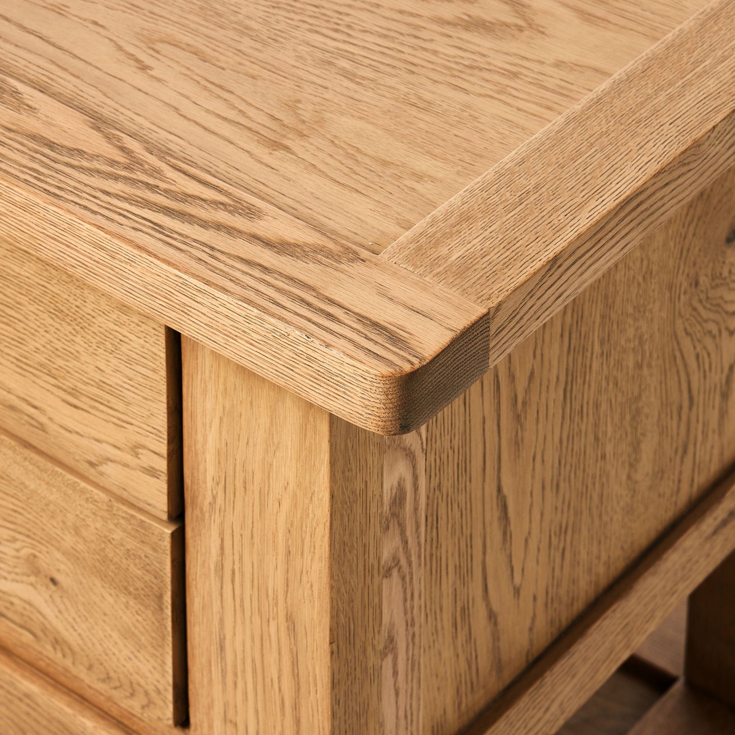 Evans Nightstand corner