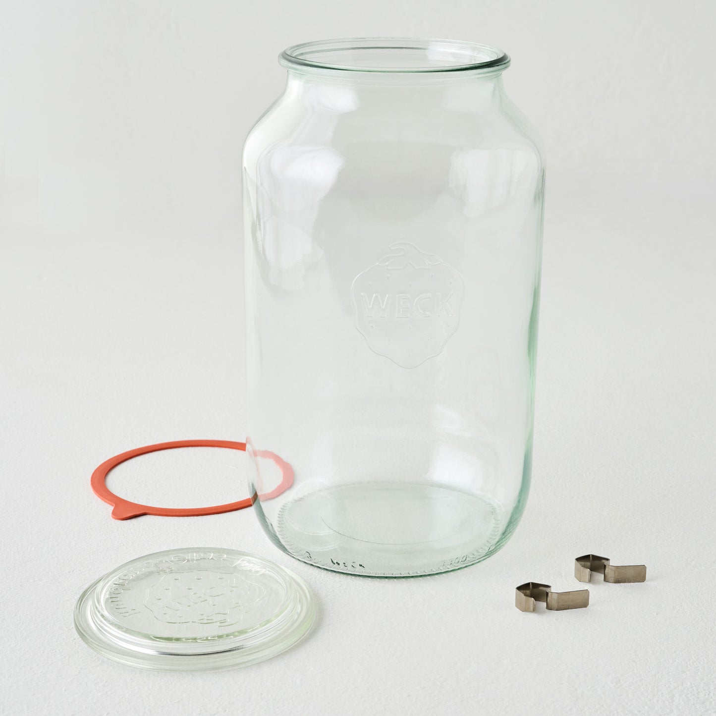 Weck 776 3 L Barrel Jar shown with lid off