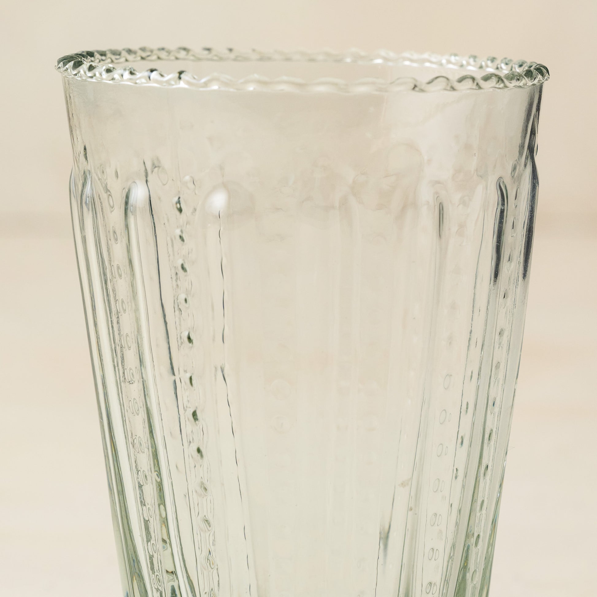 Elizabeth Bottle Cut Glass Tumbler large size close up