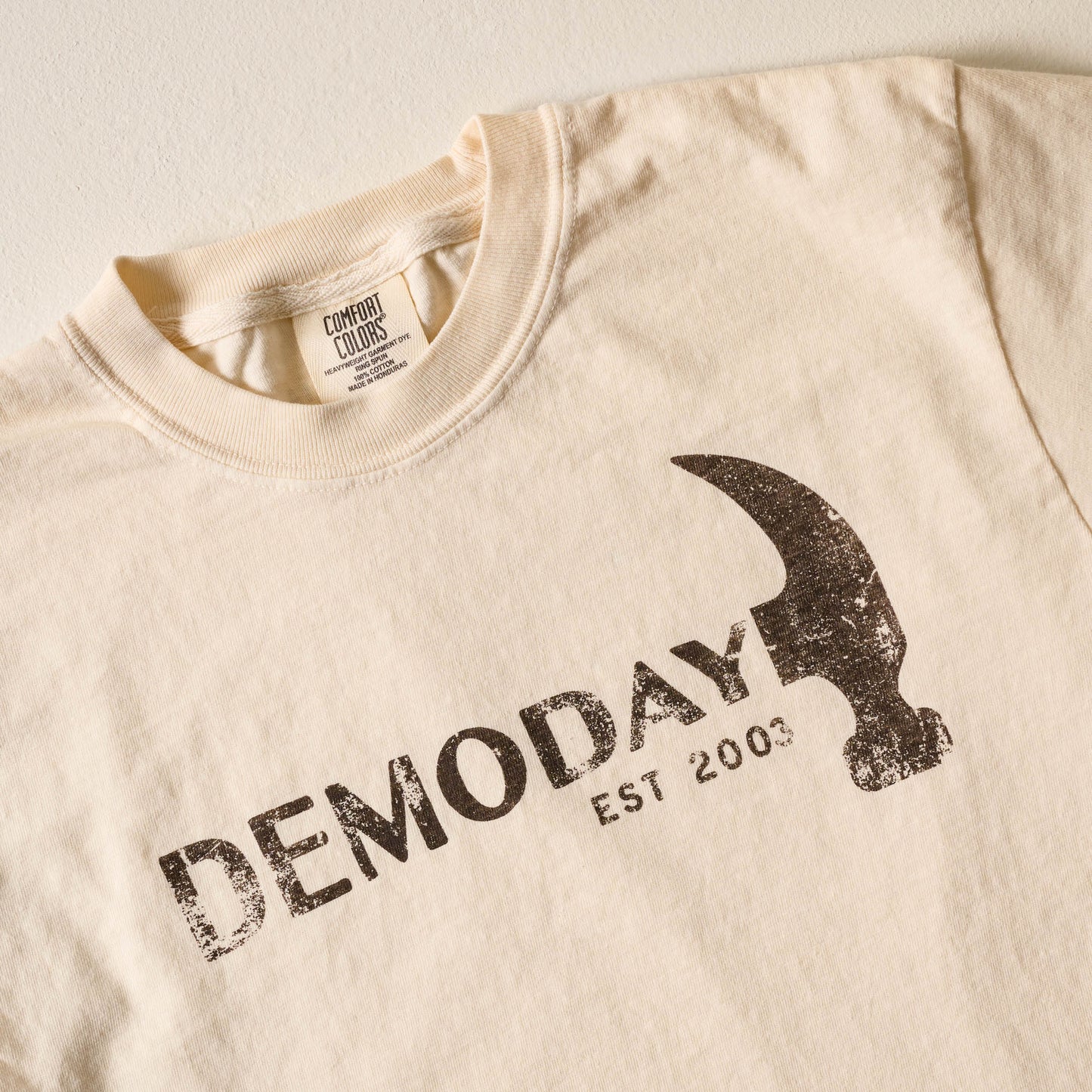 Demoday Hammer Ivory Shirt close up of front of shirt