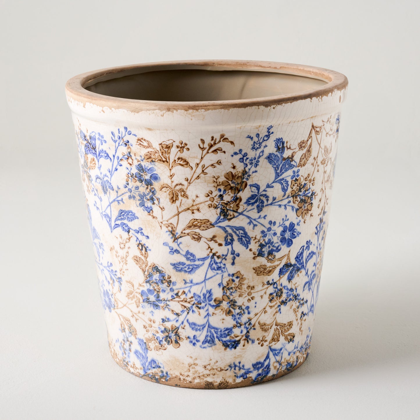 10 Blue and White Distressed Planter