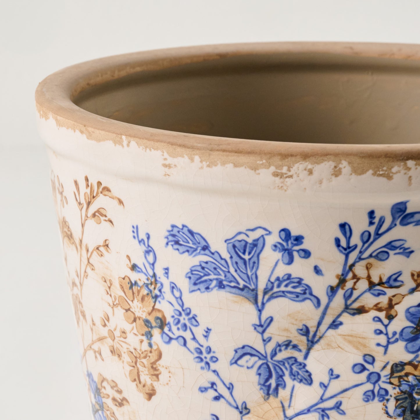 Blue and White Distressed Planter up close