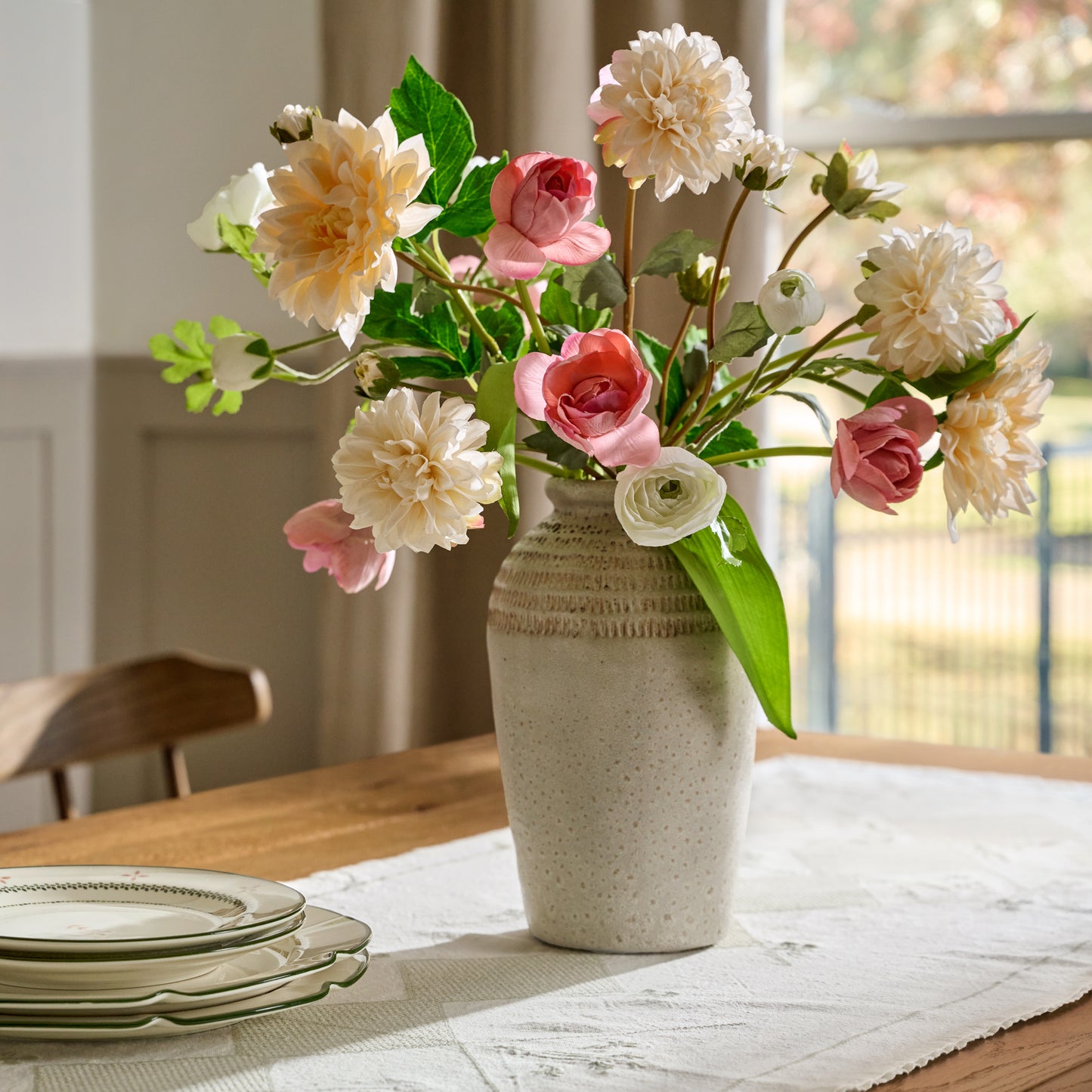 Dahlia Bloom Bundle mixed in a vase