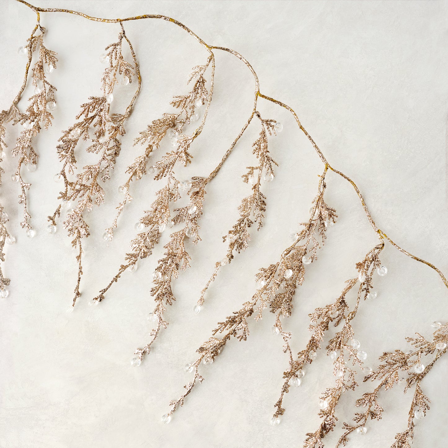 Winter Splendor Garland