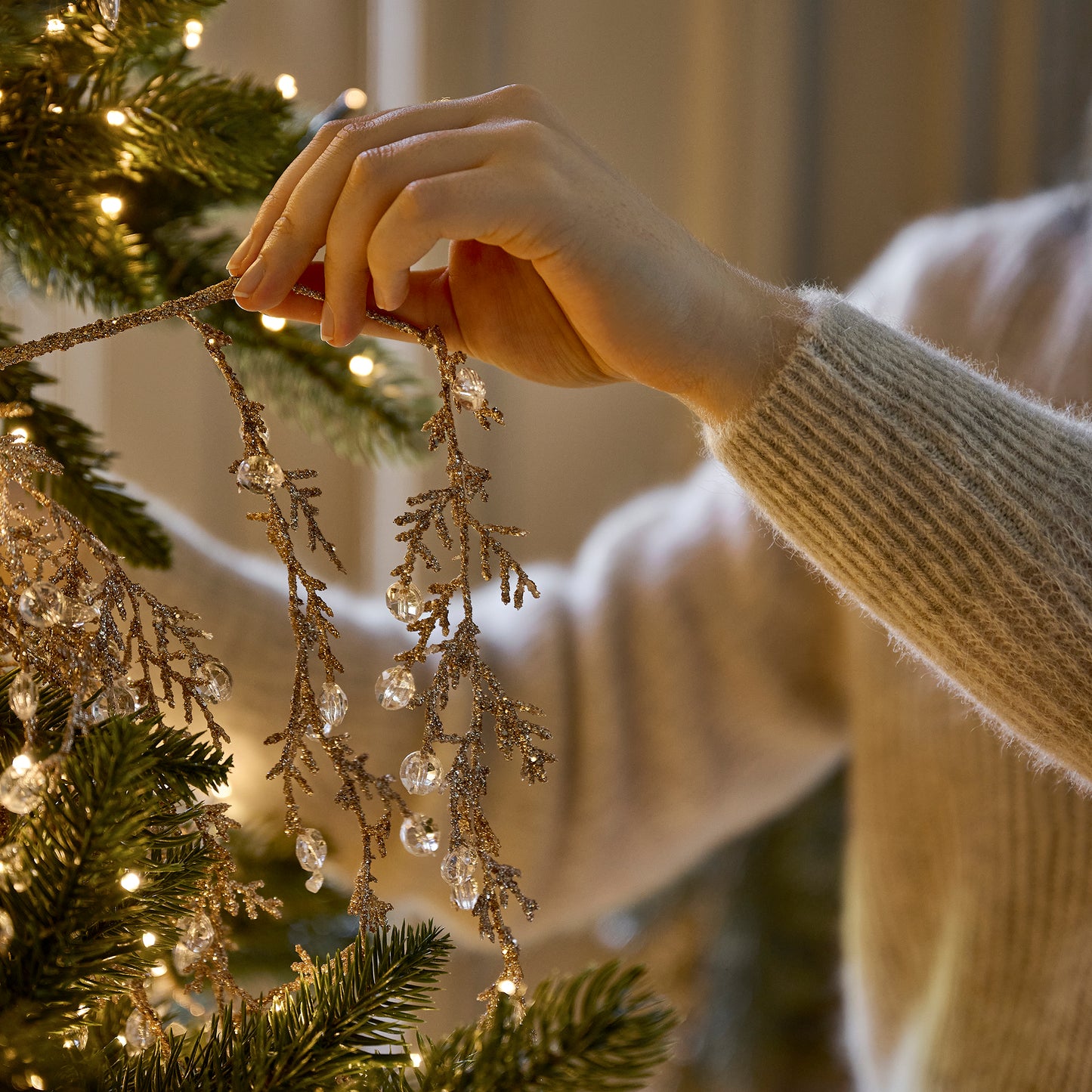 Winter Splendor Garland shown on tree