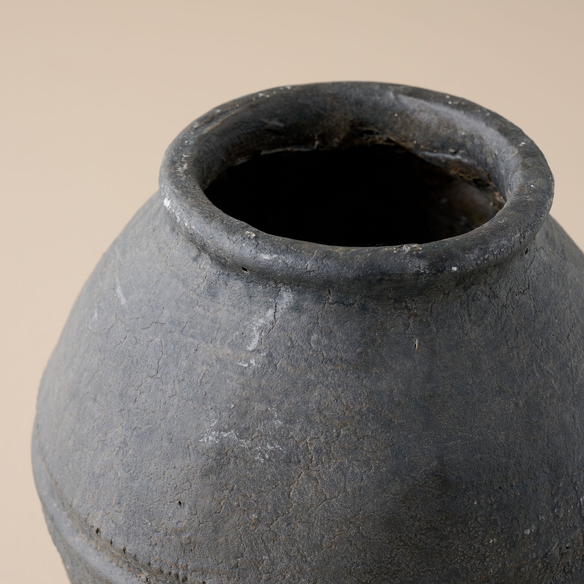 Black Round Concrete Vase close up