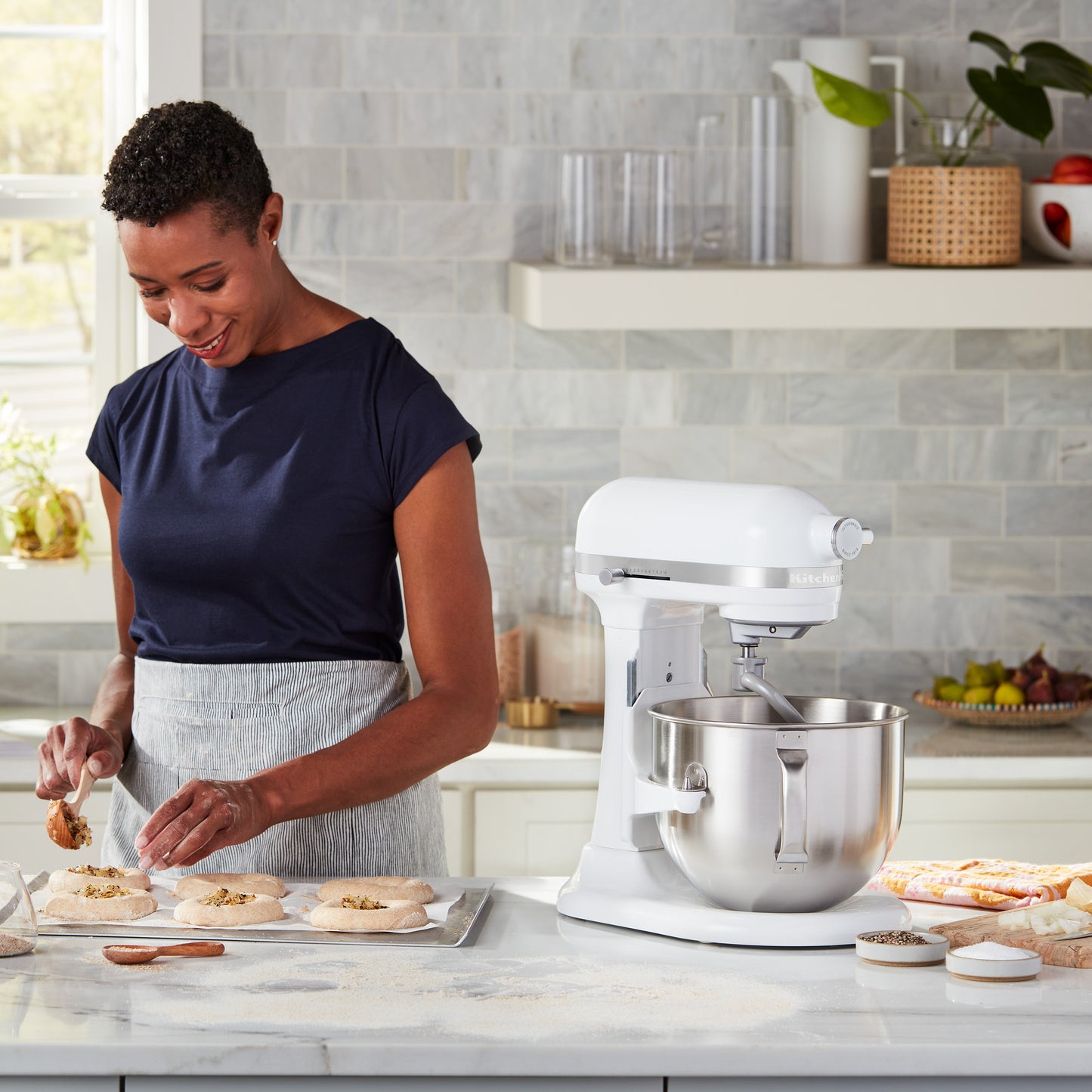 KitchenAid 7 Quart Bowl-Lift Stand Mixer in white