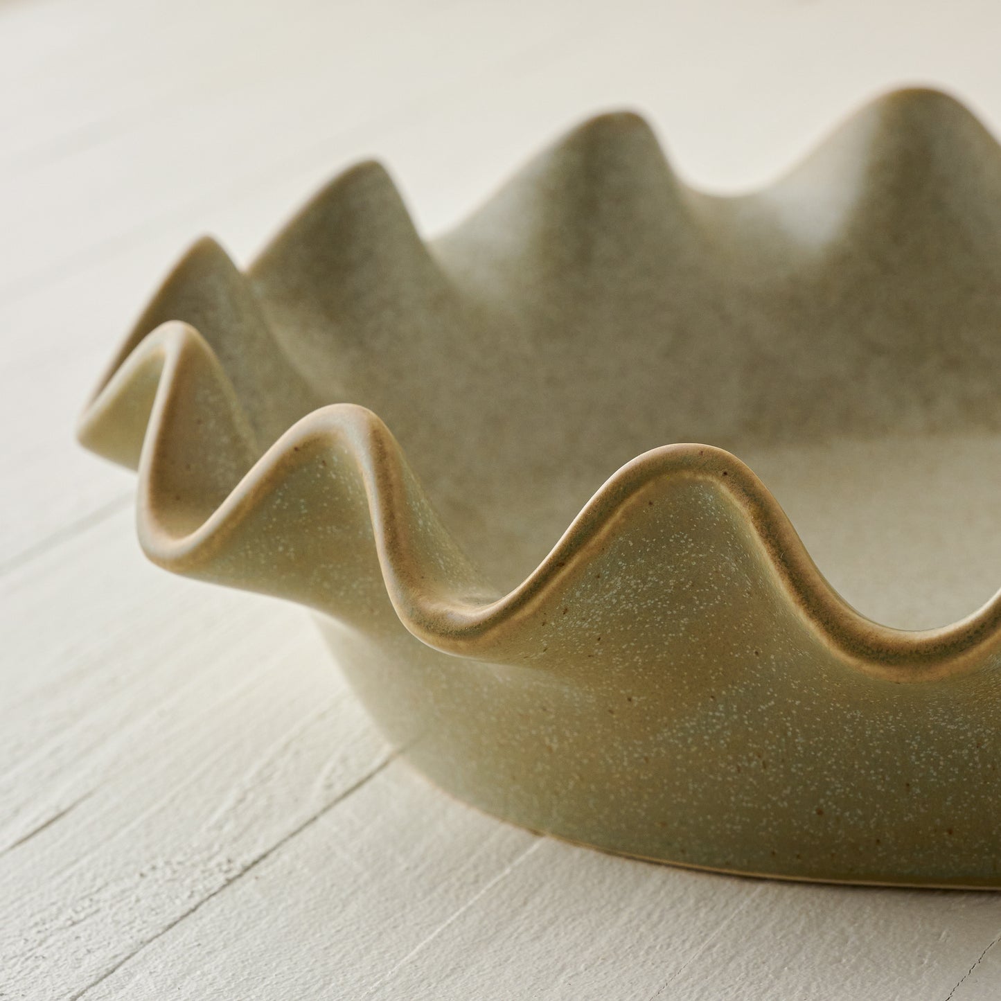 Loden Green Speckle Pie Dish close up