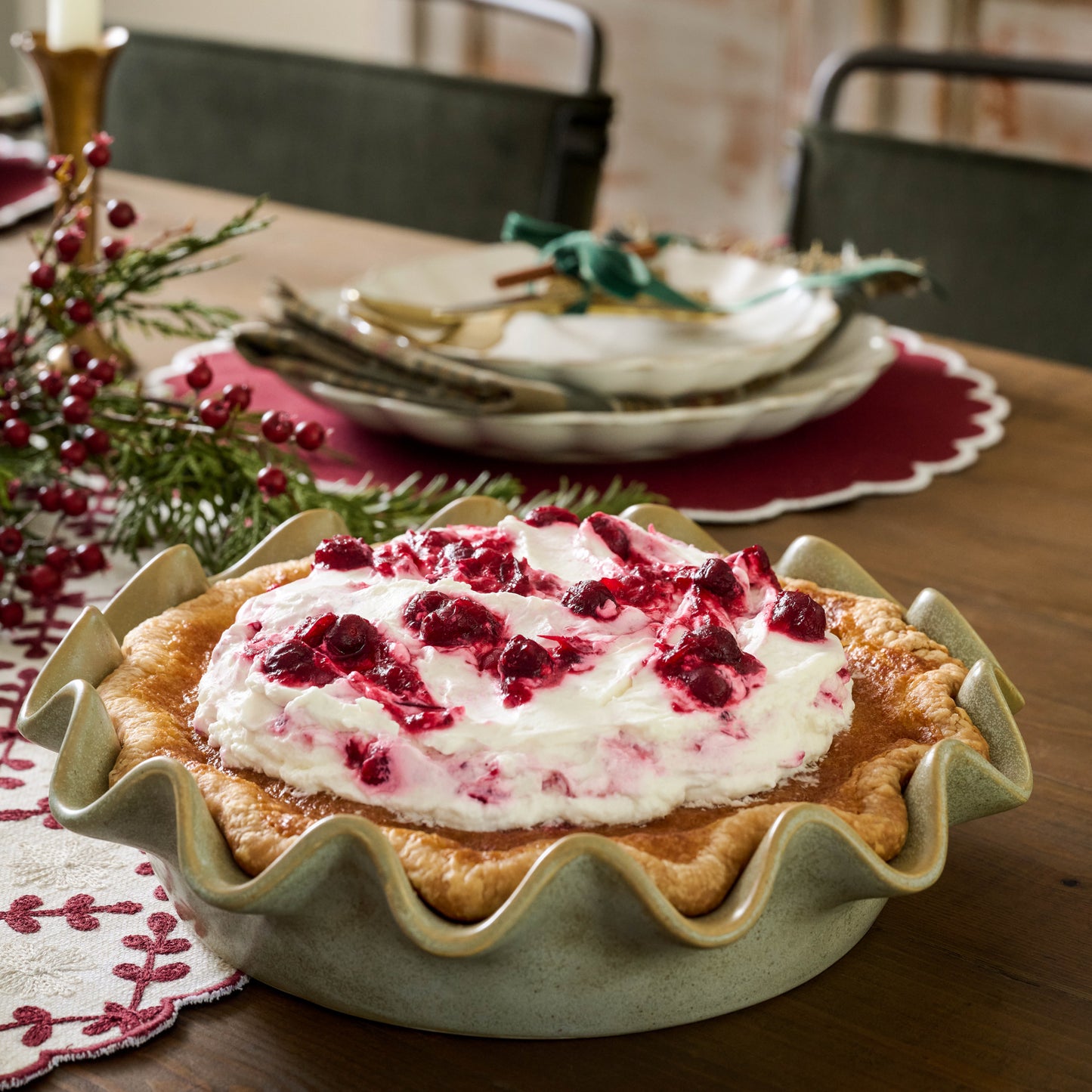 Loden Green Speckle Pie Dish on a table containing a pie
