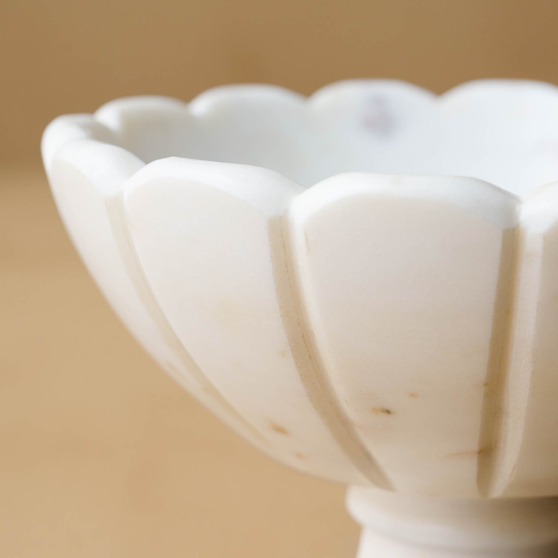 Marble Scalloped Accent Bowl close up of scalloped design