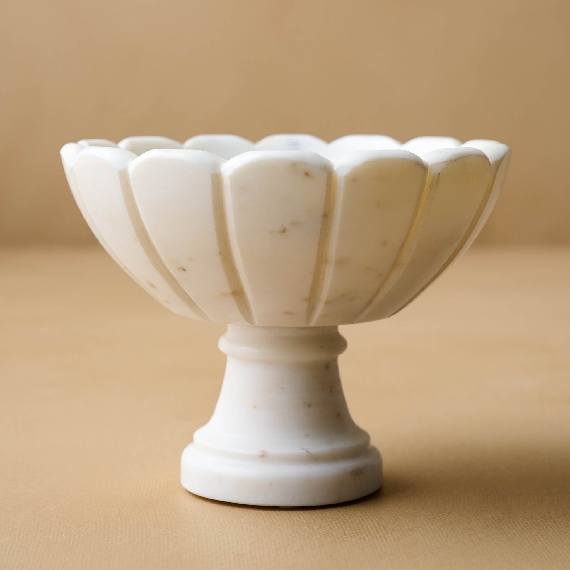 Marble Scalloped Accent Bowl