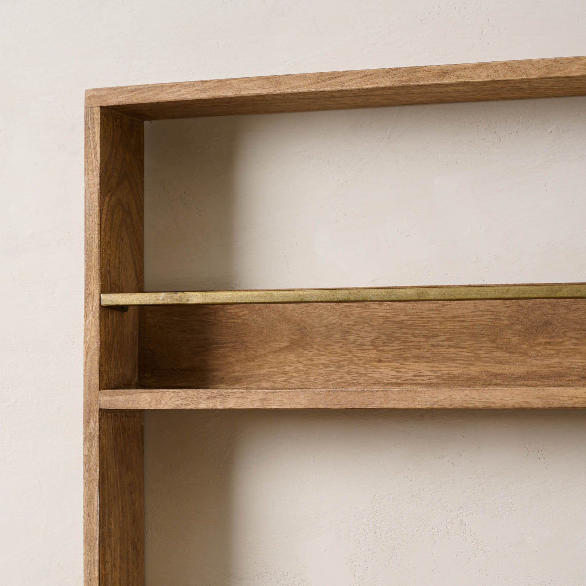 Hannon Wood and Brass Display Shelf close up of top of shelf