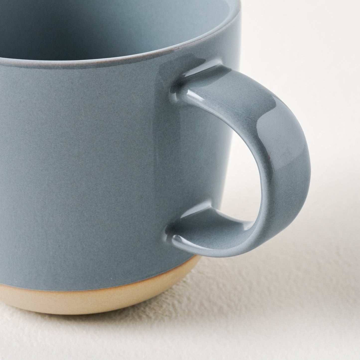 Lakelynn Mug up close