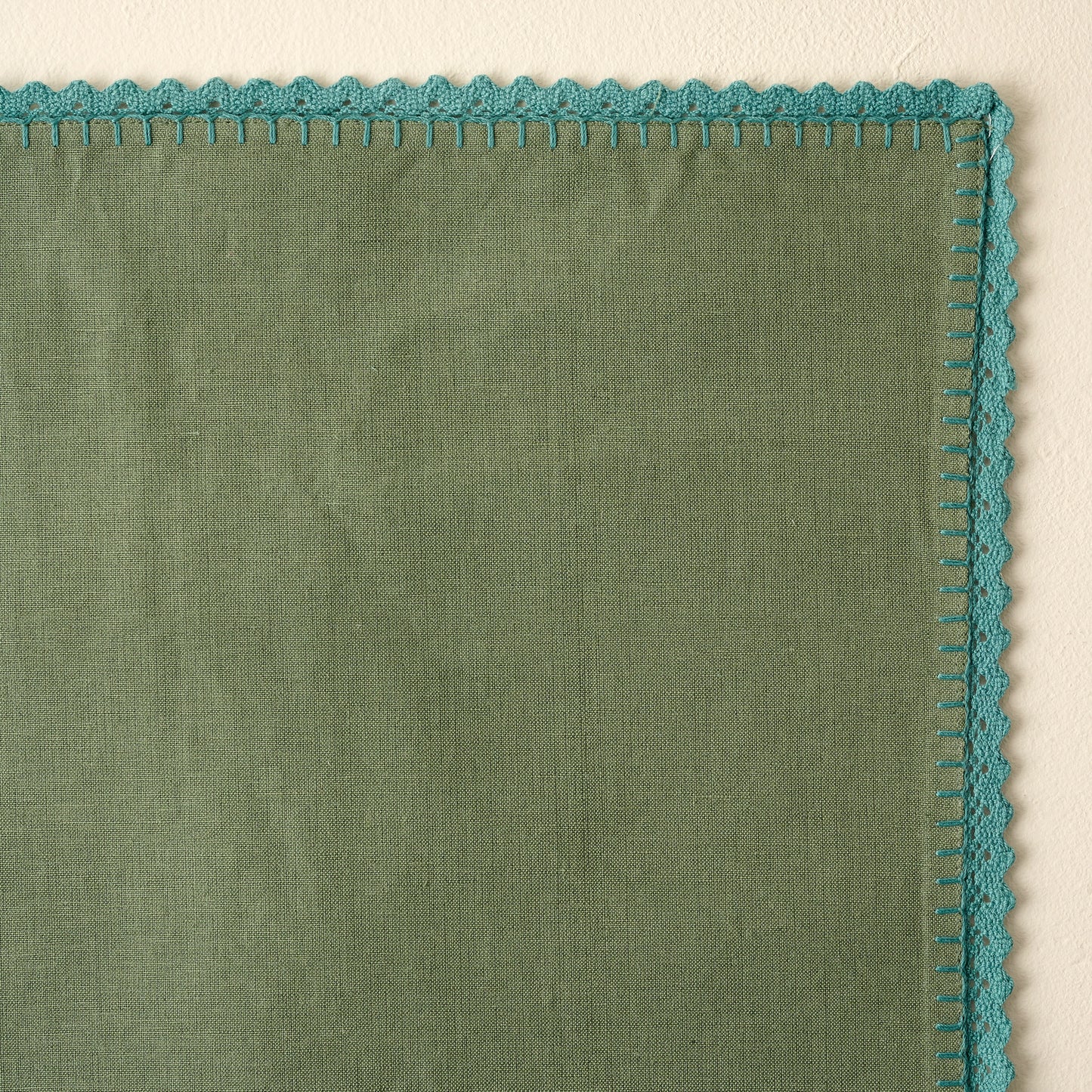 Green Crochet Edge Placemat Set of Four up close