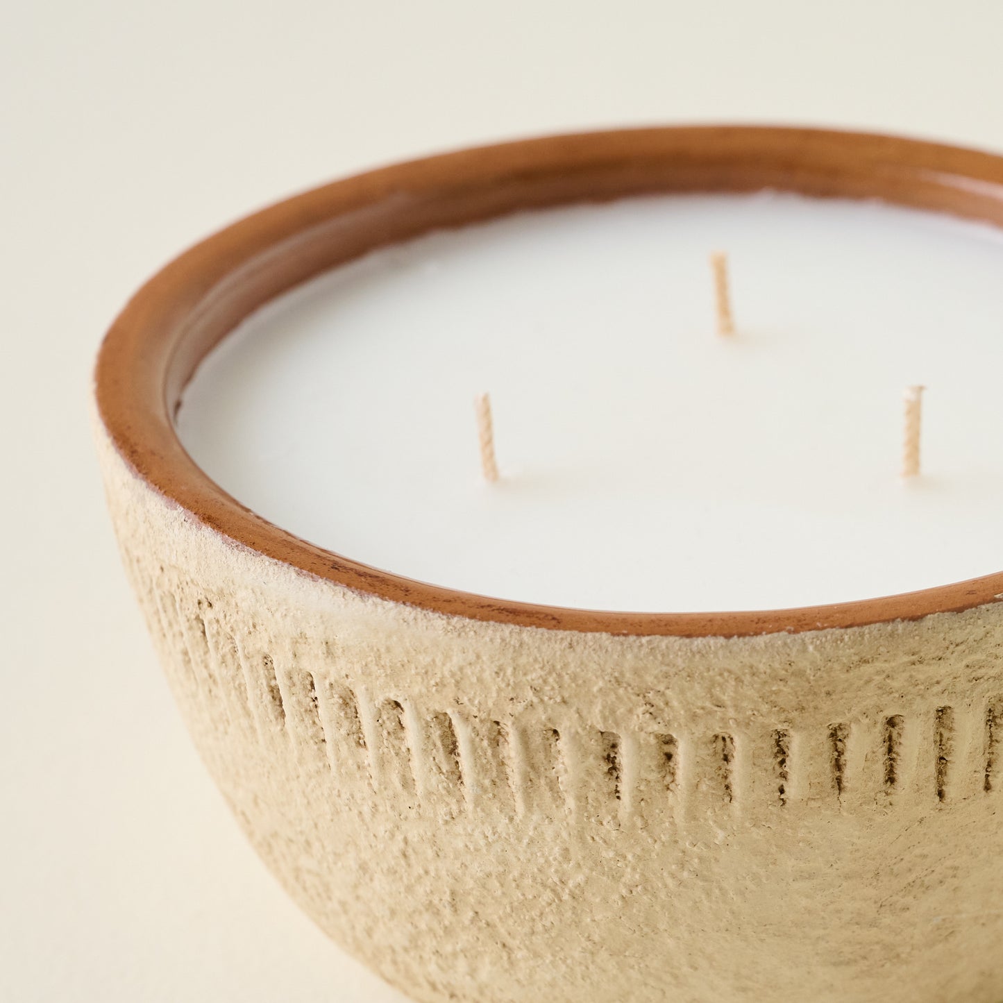 Magnolia Daybreak Rustic Bowl Candle up close