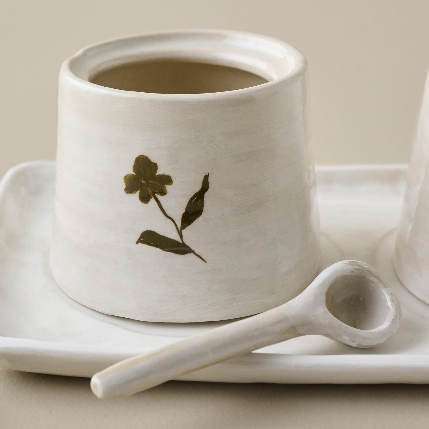 Eliana Floral Ceramic Salt + Pepper Set up close