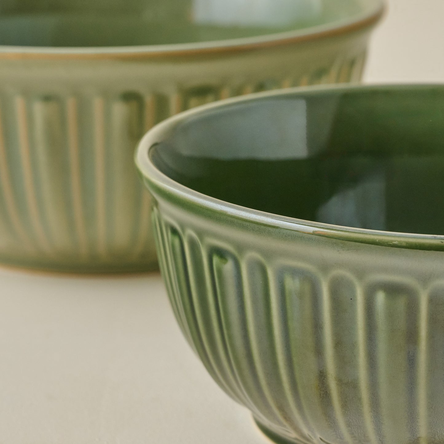The Cottage Collection Laurel Green Mixing Bowl Set up close