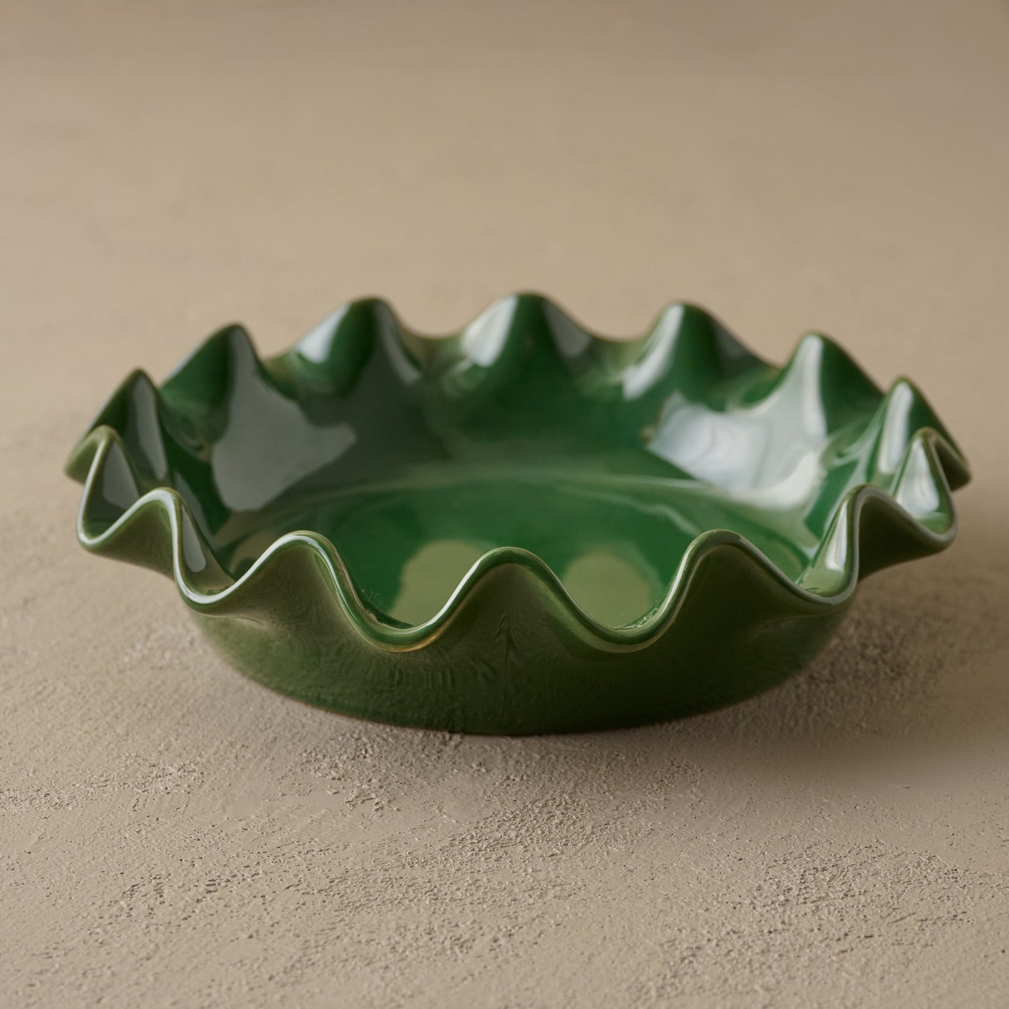 The Cottage Collection Forest Green Scalloped Pie Dish