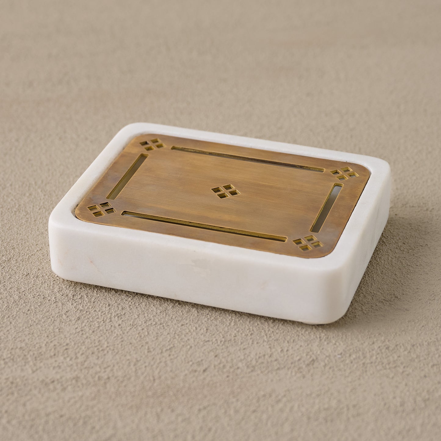 Quincey Marble and Brass Inlay Soap Dish in white