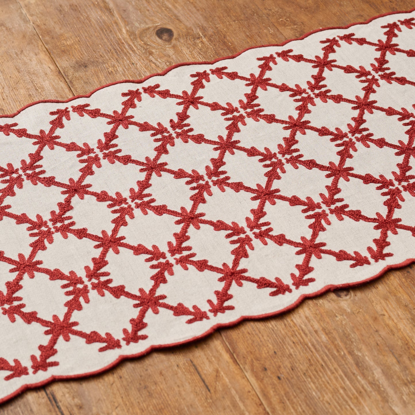 Syrah Eleanor Embroidered Table Runner