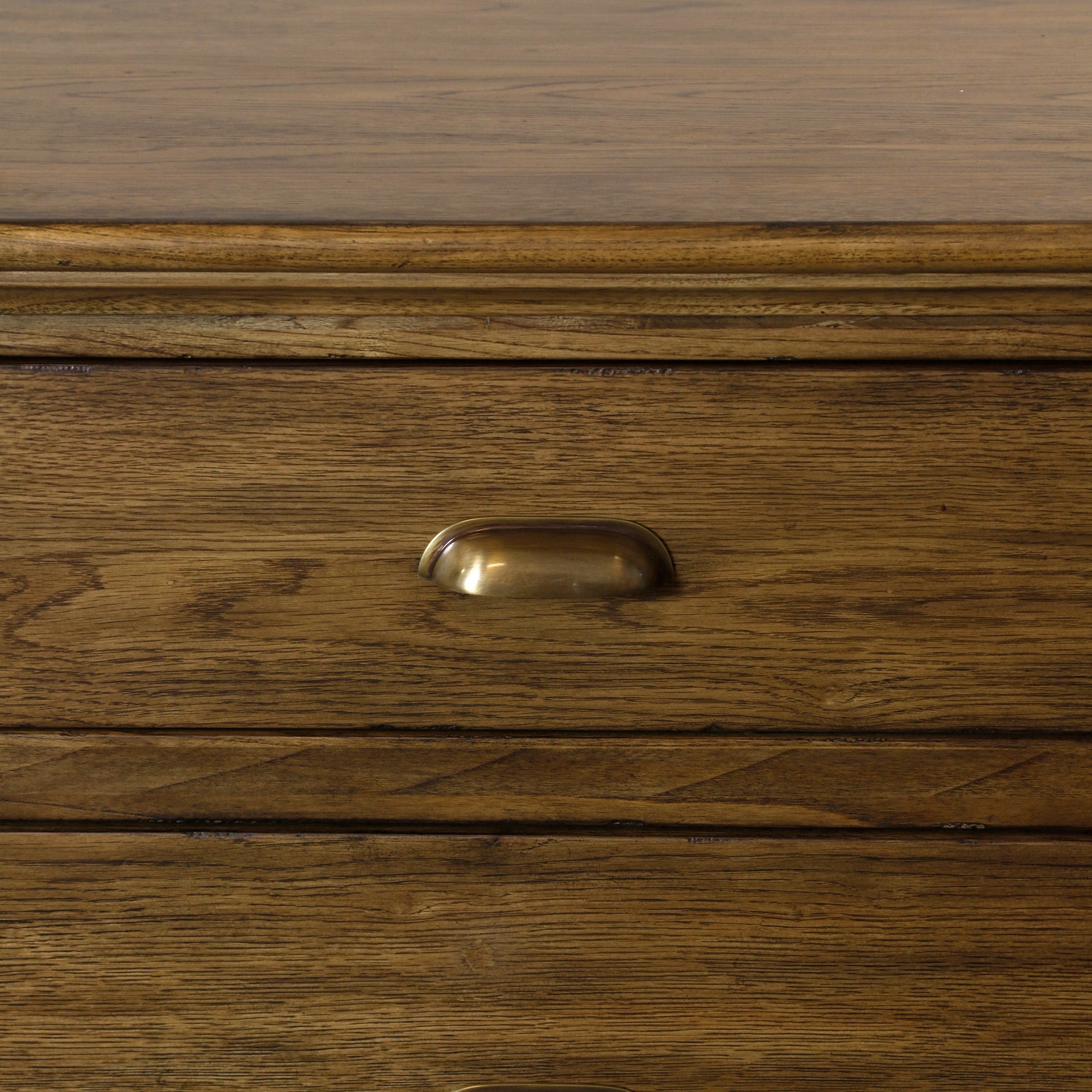 Bristow Oversized Sideboard close up of handle on drawer