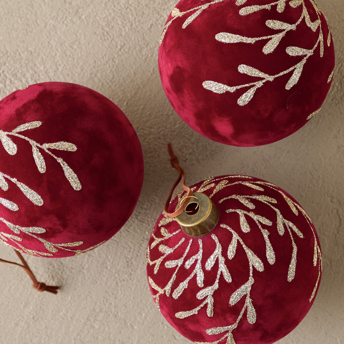 Syrah Flocked Floral Glitter Ornament, Set of 3 up close