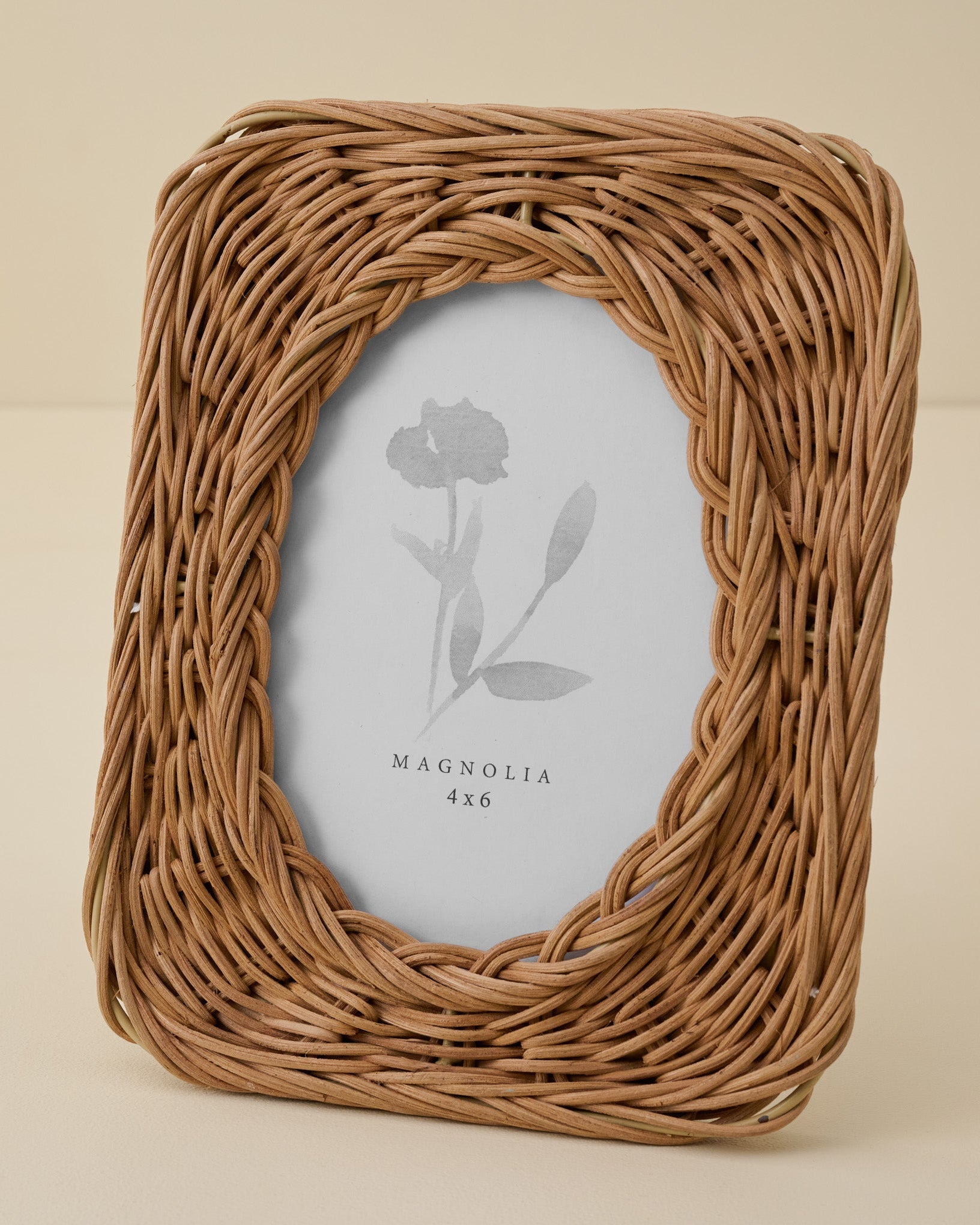 Robin Woven Rattan Photo Frame – Magnolia