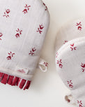 Tulip Block Print Oven Mitt Set of Two close up