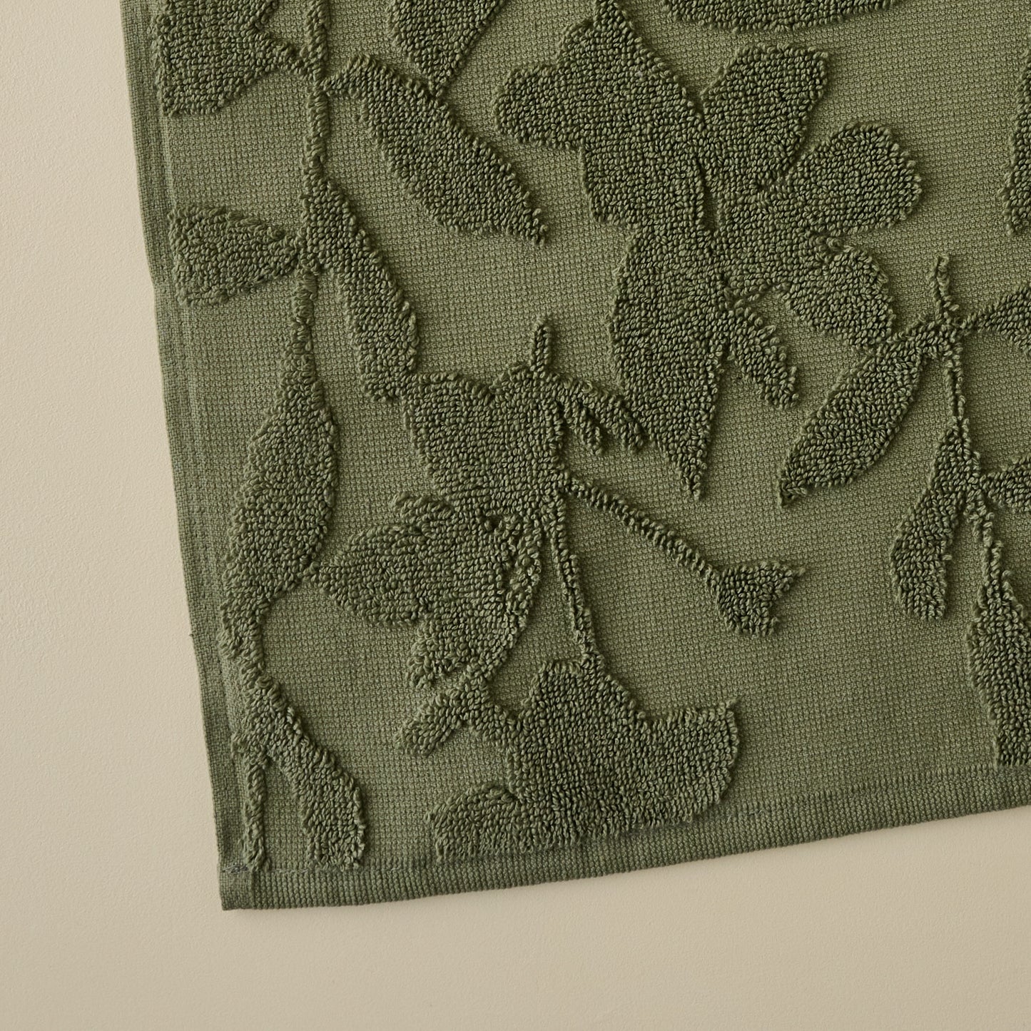 Winter Moss Floral Jacquard Bath Mat corner up close