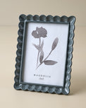 Kara Scalloped Photo Frame (5x7)