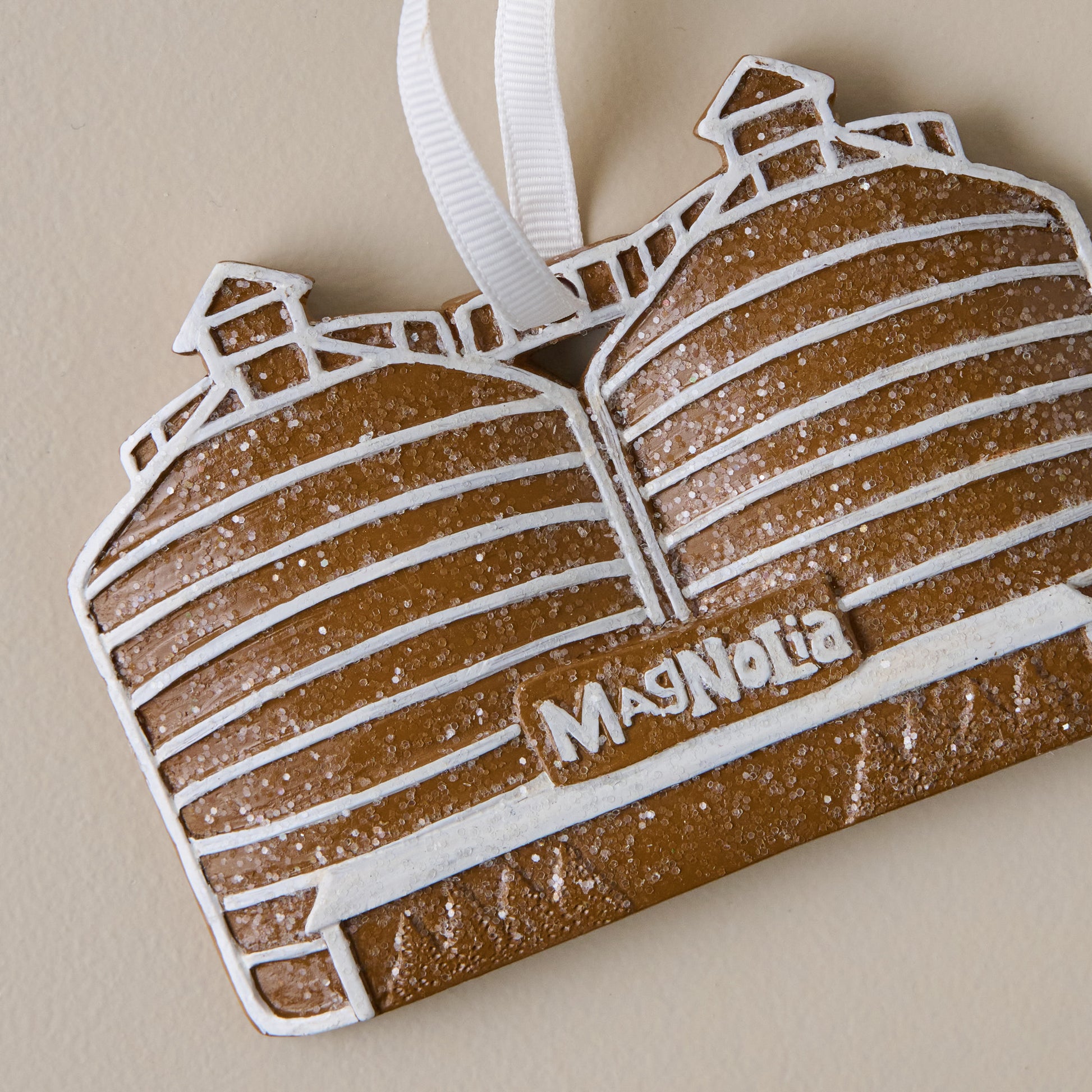 Silos Gingerbread Ornament up close