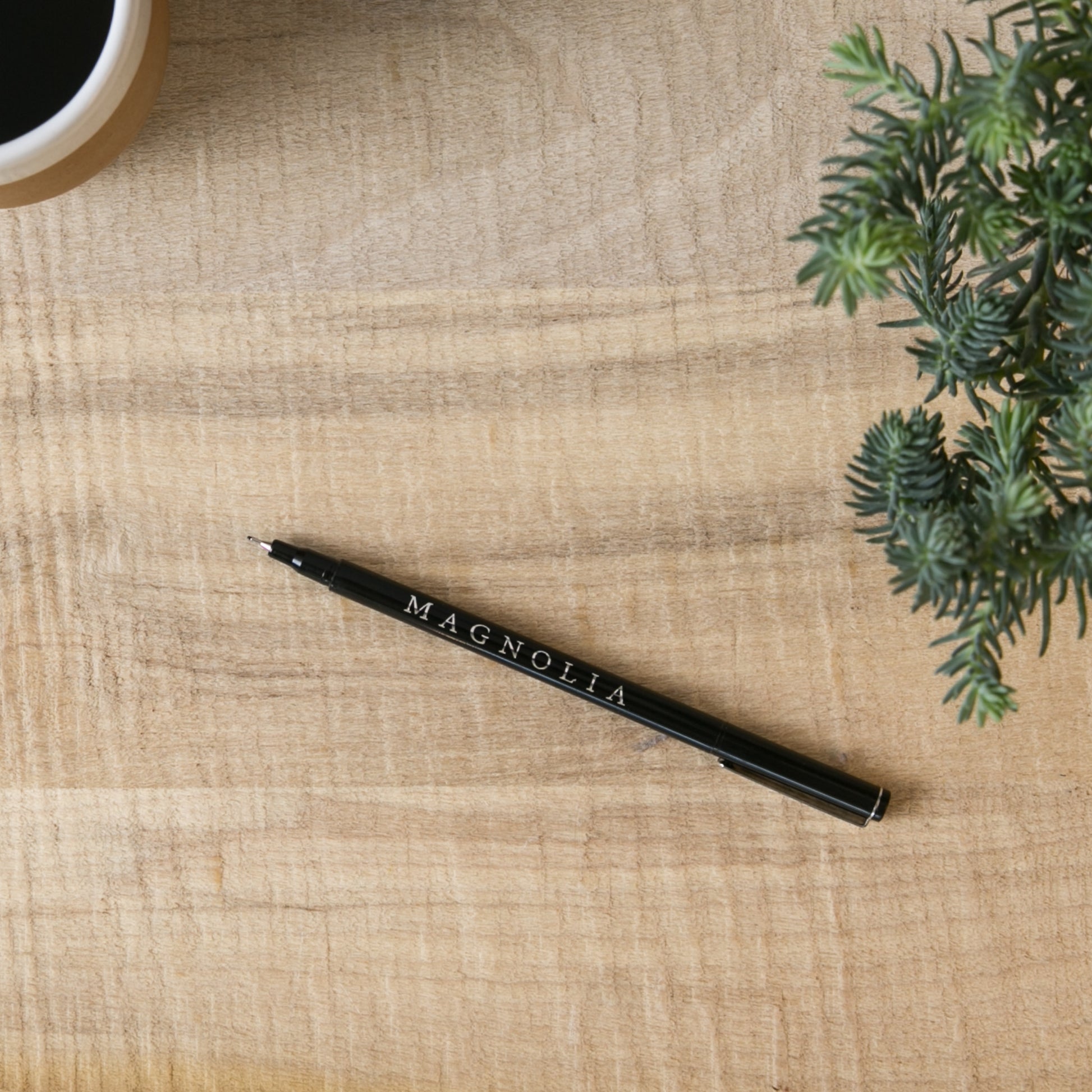 "Magnolia" fine point pen