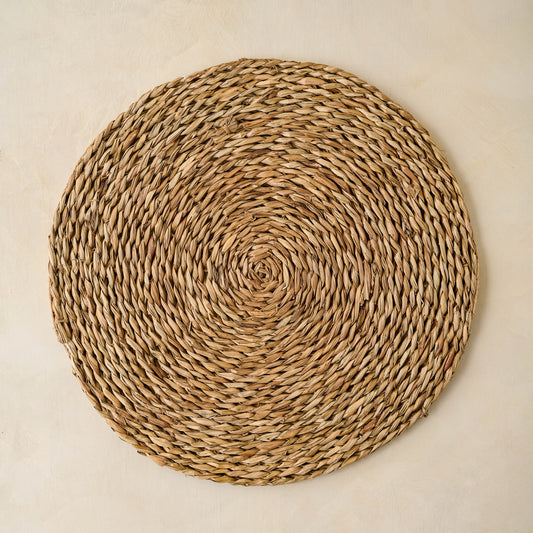 Lucian Round Placemat top view