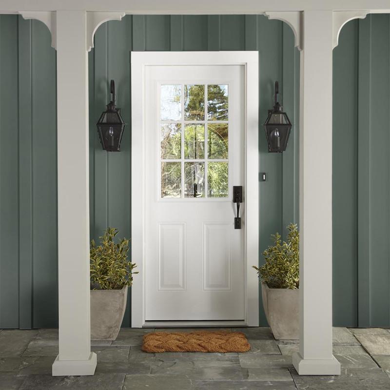 Deep hunter green comparable to pine tree leaves exterior paint