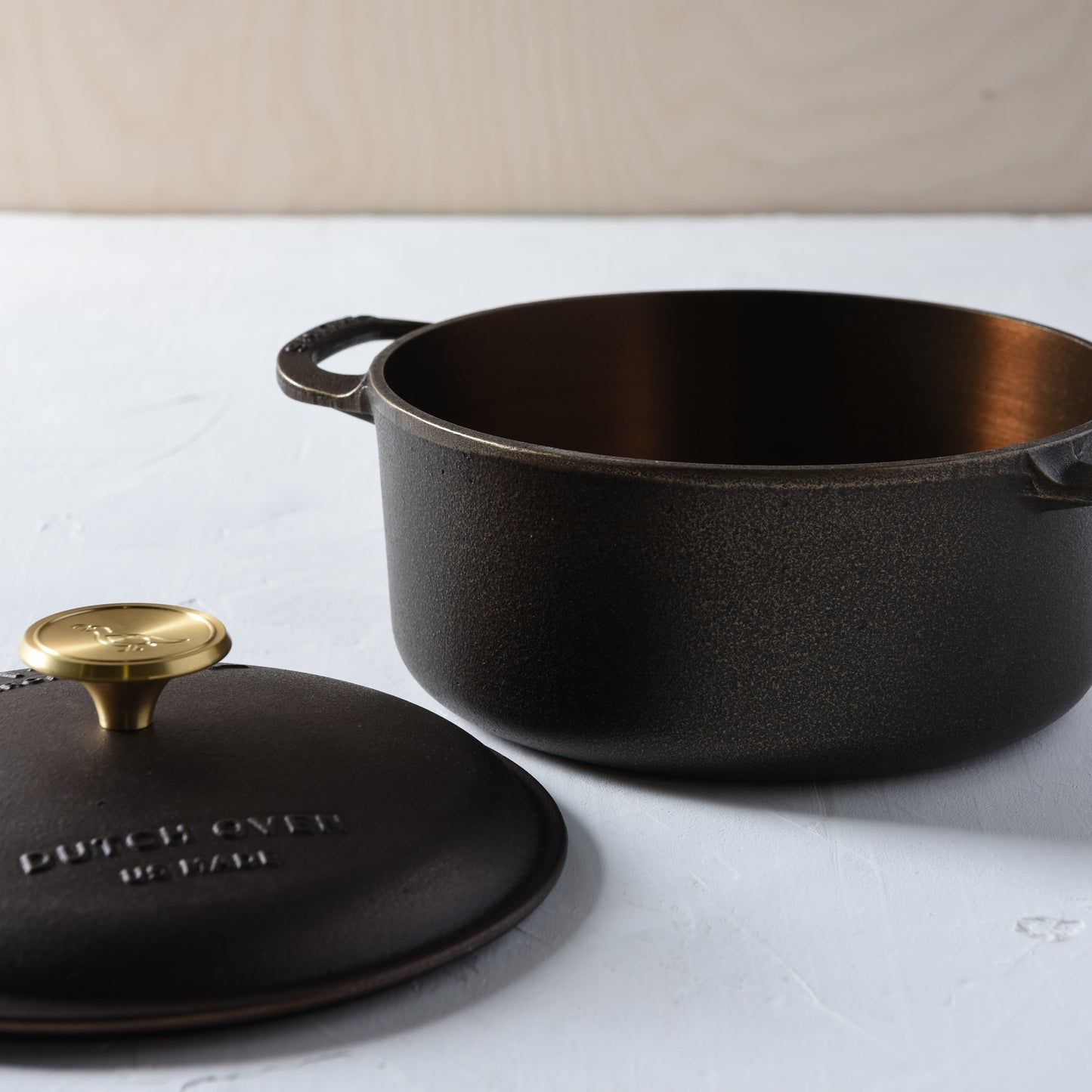 Smithey 2.5 quart polished cast iron dutch oven