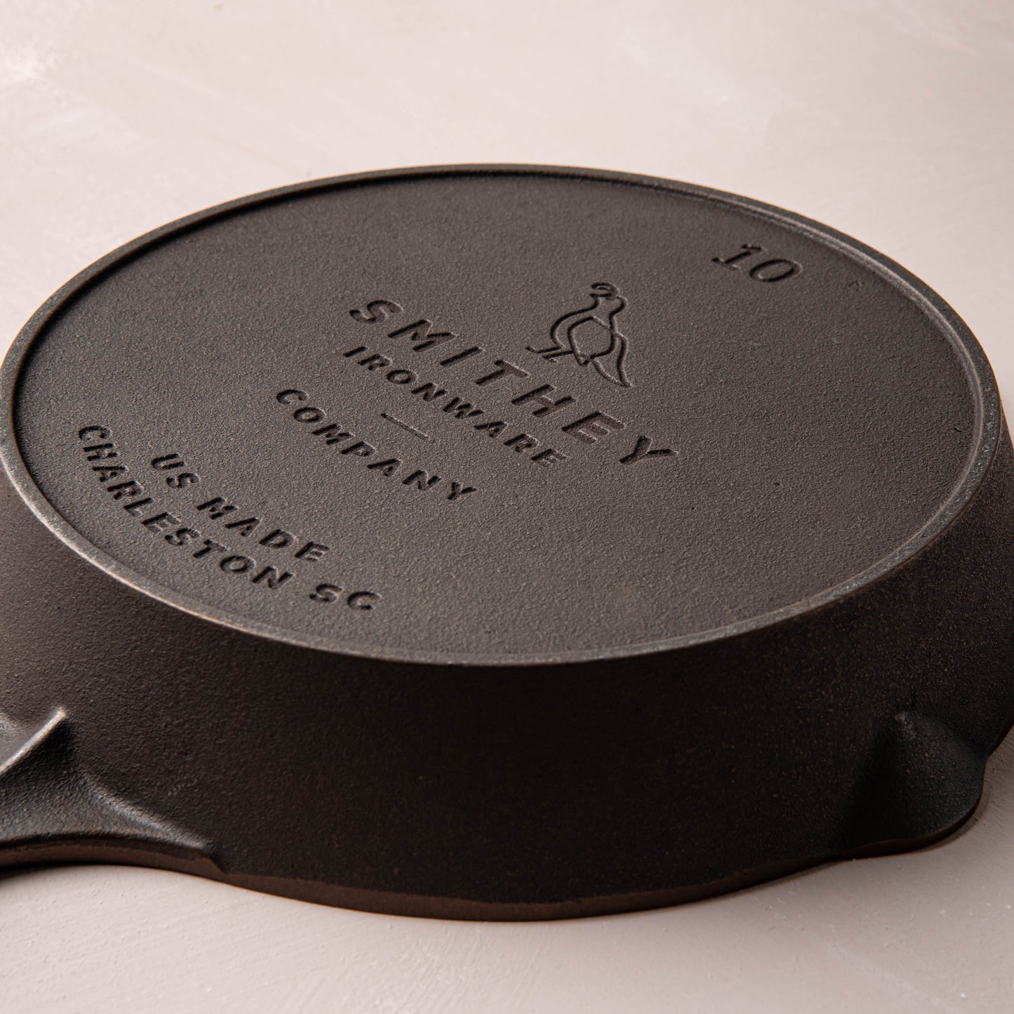 smithey cast iron skillet number 10
