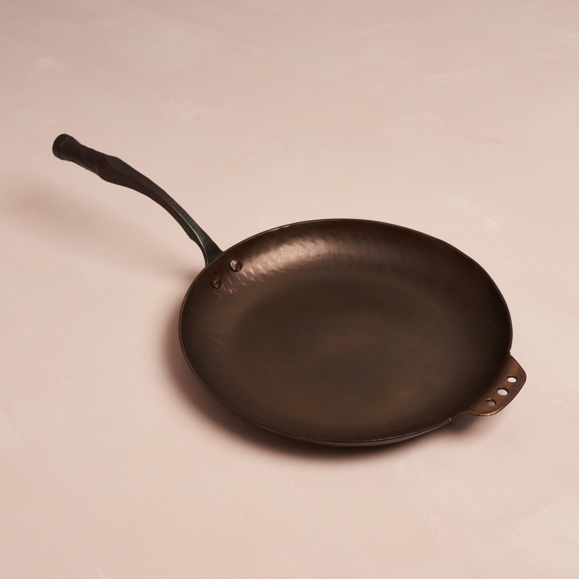 Smithey Carbon Steel Farmhouse Skillet