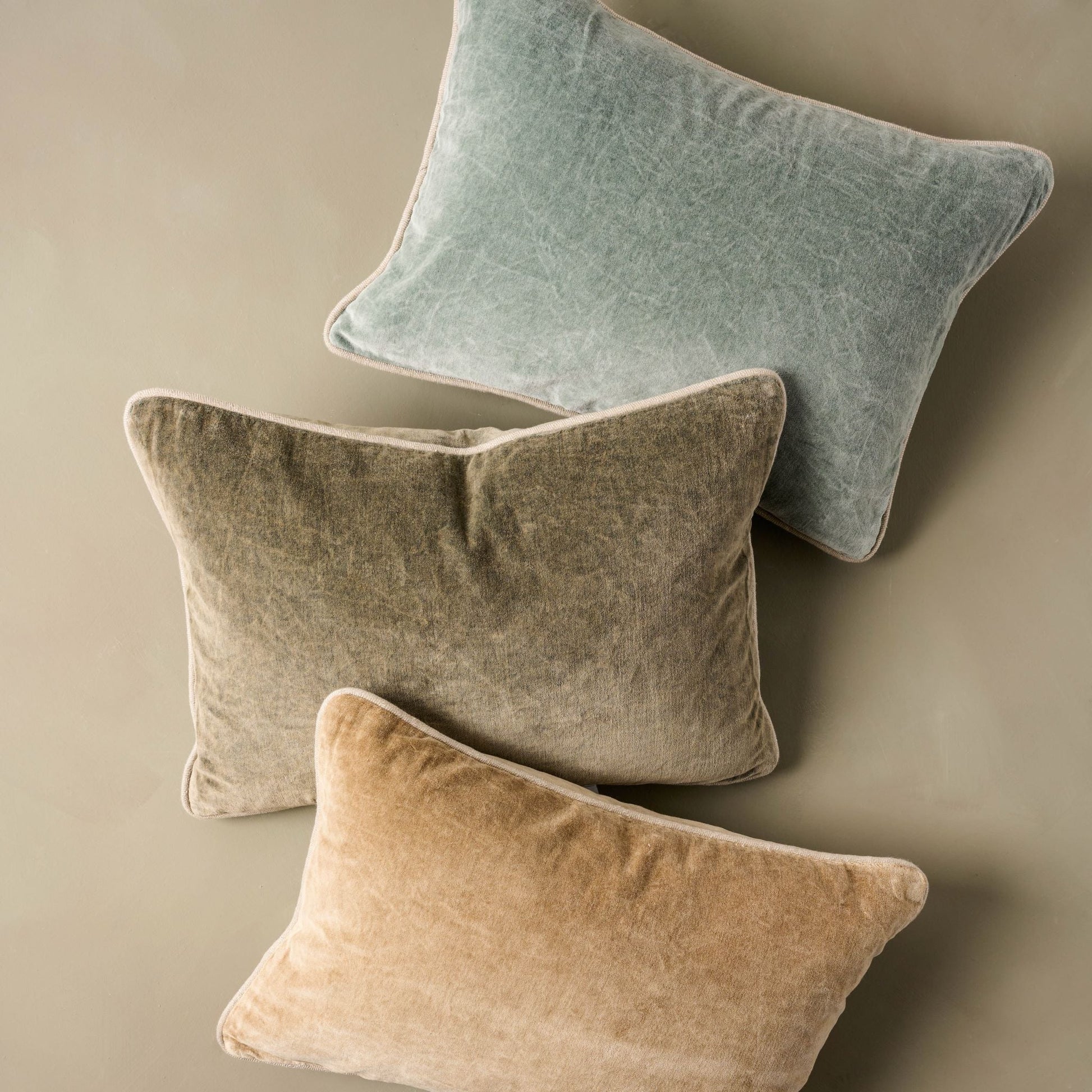 Heirloom Velvet Lumbar Pillow