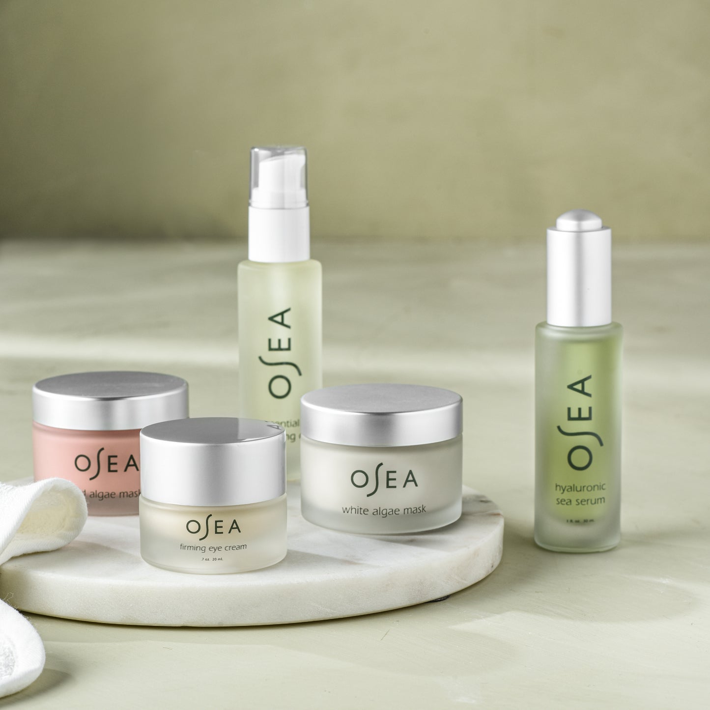 hyaluronic sea serum to smooth fine lines and hydrate