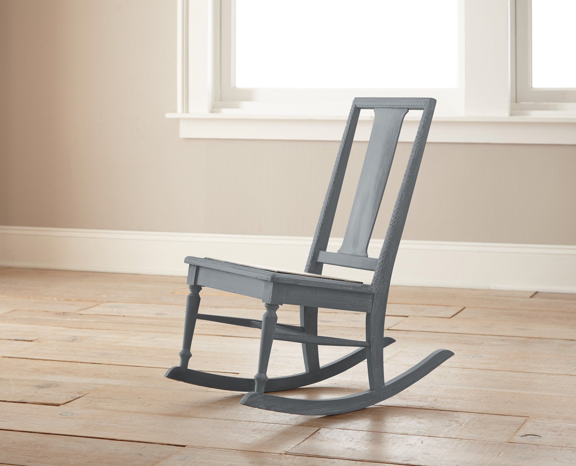 dark grey with blue undertone chalk paint
