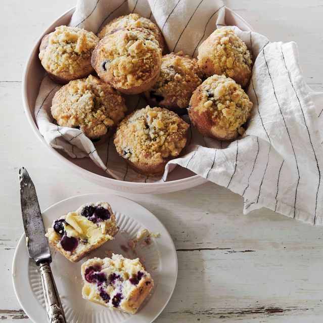 Blueberry Muffins with Streusel Topping