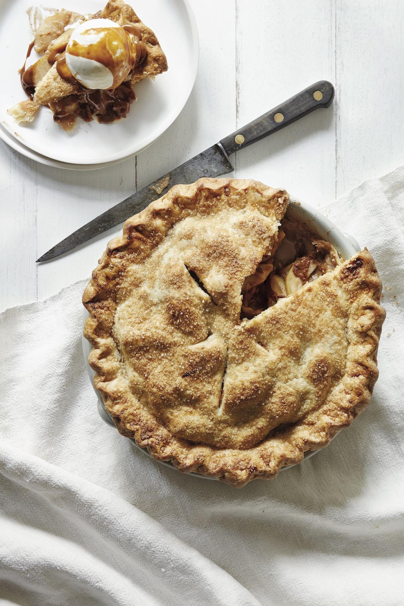 Dulce de Leche Apple Pie Recipe – Magnolia