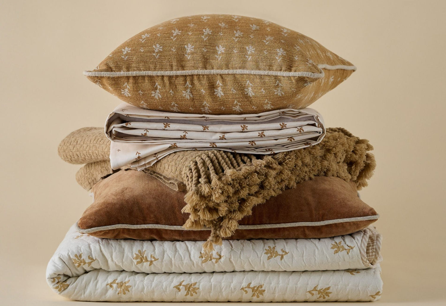 Neutral Bedding