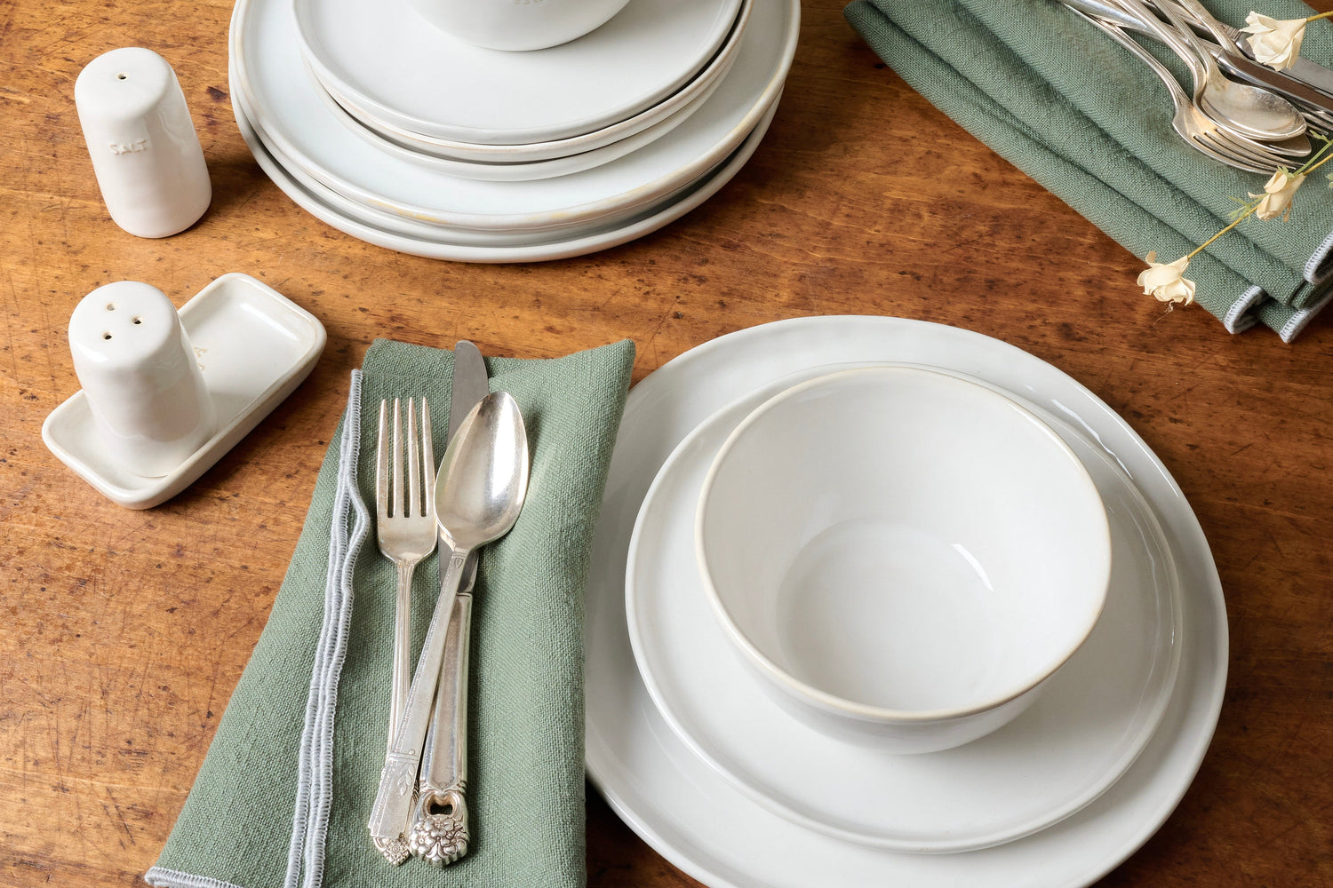 Dinnerware + Flatware