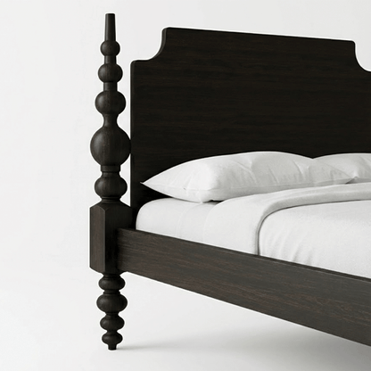 Aspen Four- Poster Bed close up headboard view